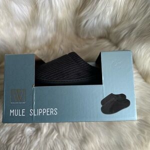 Wayland Square Black Mule Slippers unisex’